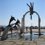 img_02_emb